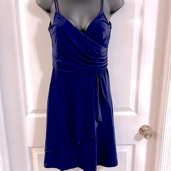 Banana Republic Dresses & Skirts - Banana Republic royal blue dress, size 4.